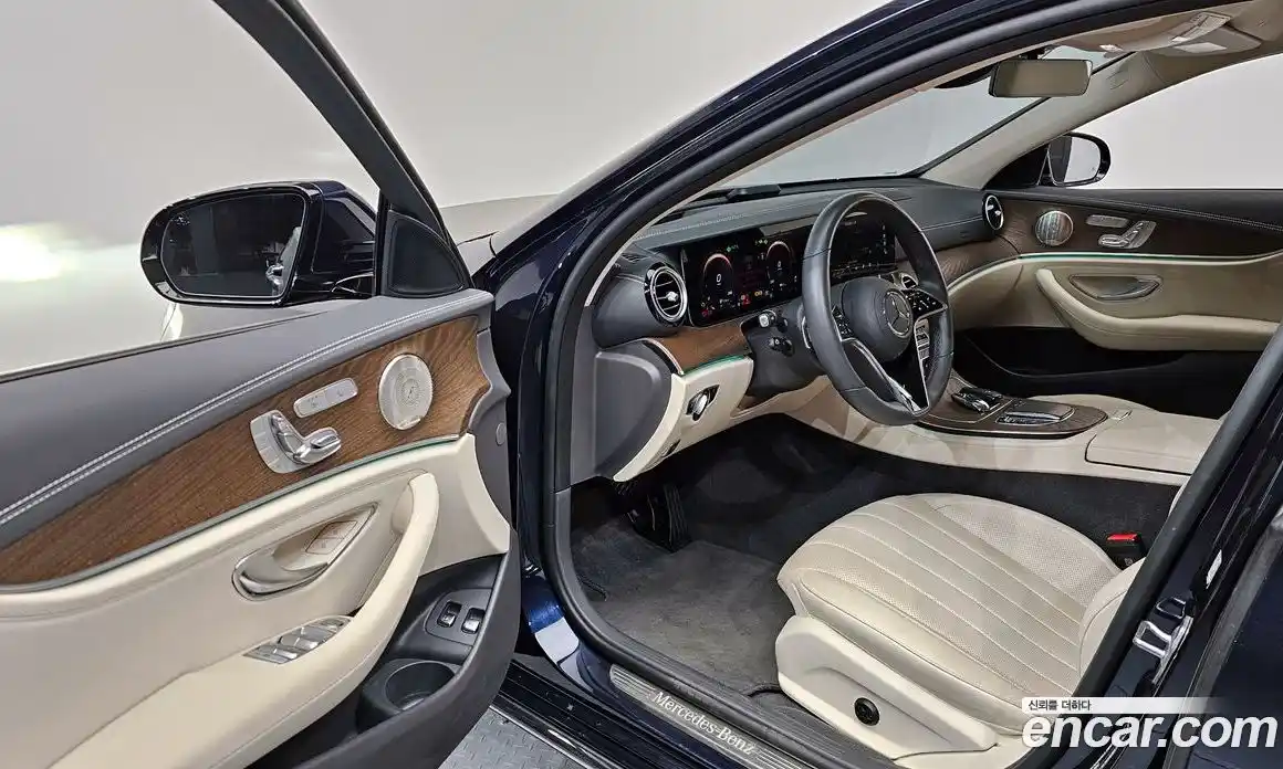 Mercedes-Benz E-Class 2023 2.0 гидро в Москве № 1147391, фото 11