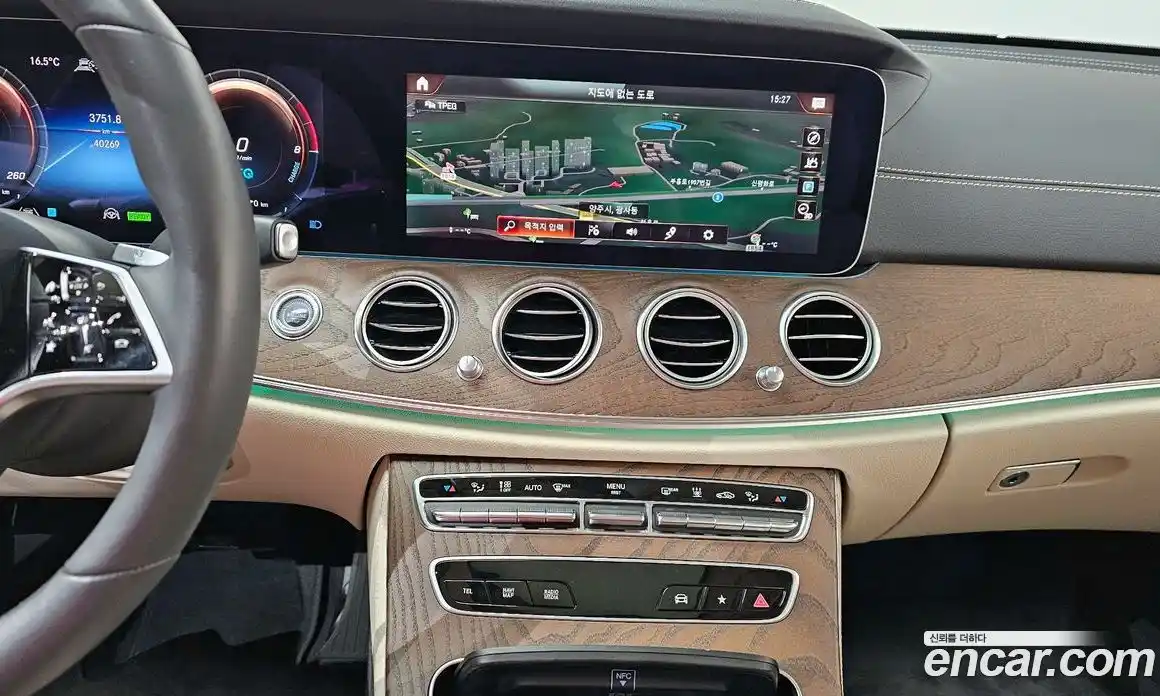 Mercedes-Benz E-Class 2023 2.0 гидро в Москве № 1147391, фото 14