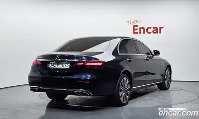 Mercedes-Benz E-Class 2023 2.0 гидро в Москве № 1147391, миниатюра 2