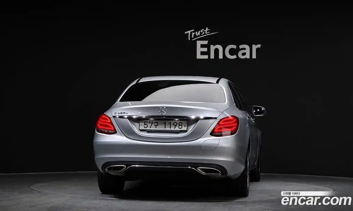 Mercedes-Benz C-Class 2018 2.0 гидро в Москве № 1147422, фото 4