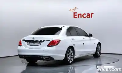 Mercedes-Benz C-Class 2018 2.0 гидро в Москве № 1147639, миниатюра 2