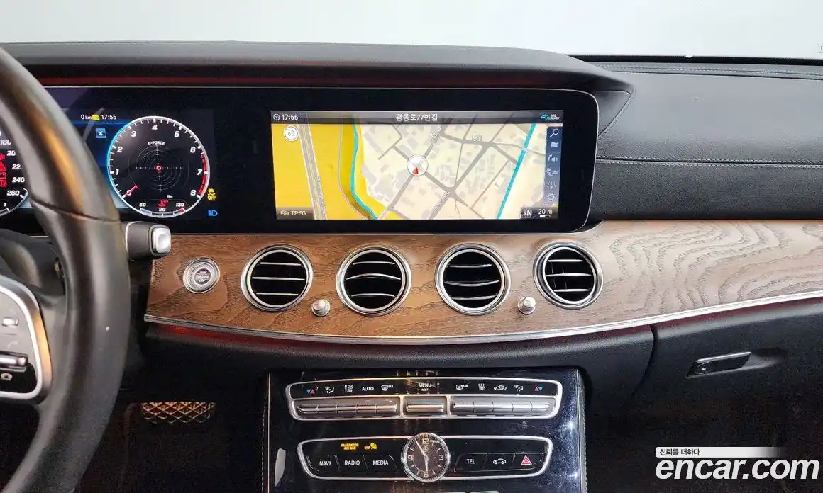Mercedes-Benz E-Class 2020 2.0 гидро, фото 13