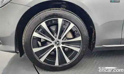 Mercedes-Benz E-Class 2020 2.0 гидро, миниатюра 4