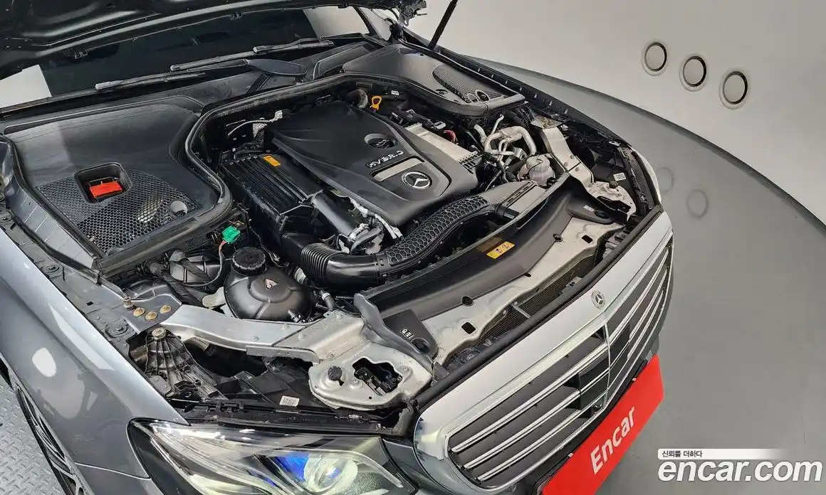 Mercedes-Benz E-Class 2020 2.0 гидро, фото 5