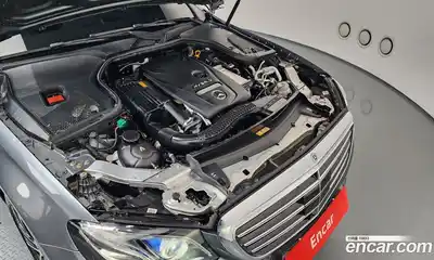 Mercedes-Benz E-Class 2020 2.0 гидро, миниатюра 5