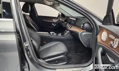 Mercedes-Benz E-Class 2020 2.0 гидро, миниатюра 10