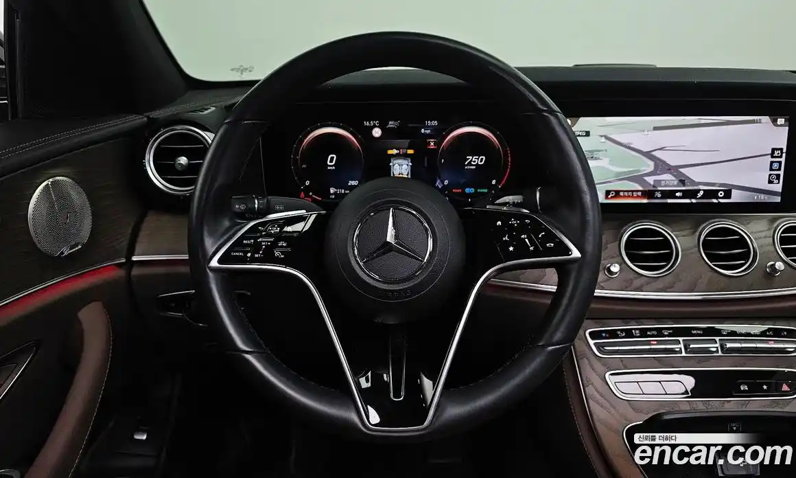 Mercedes-Benz E-Class 2023 2.0 Автомат в Москве № 1147852, фото 13