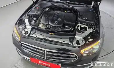 Mercedes-Benz E-Class 2023 2.0 Автомат в Москве № 1147852, миниатюра 6