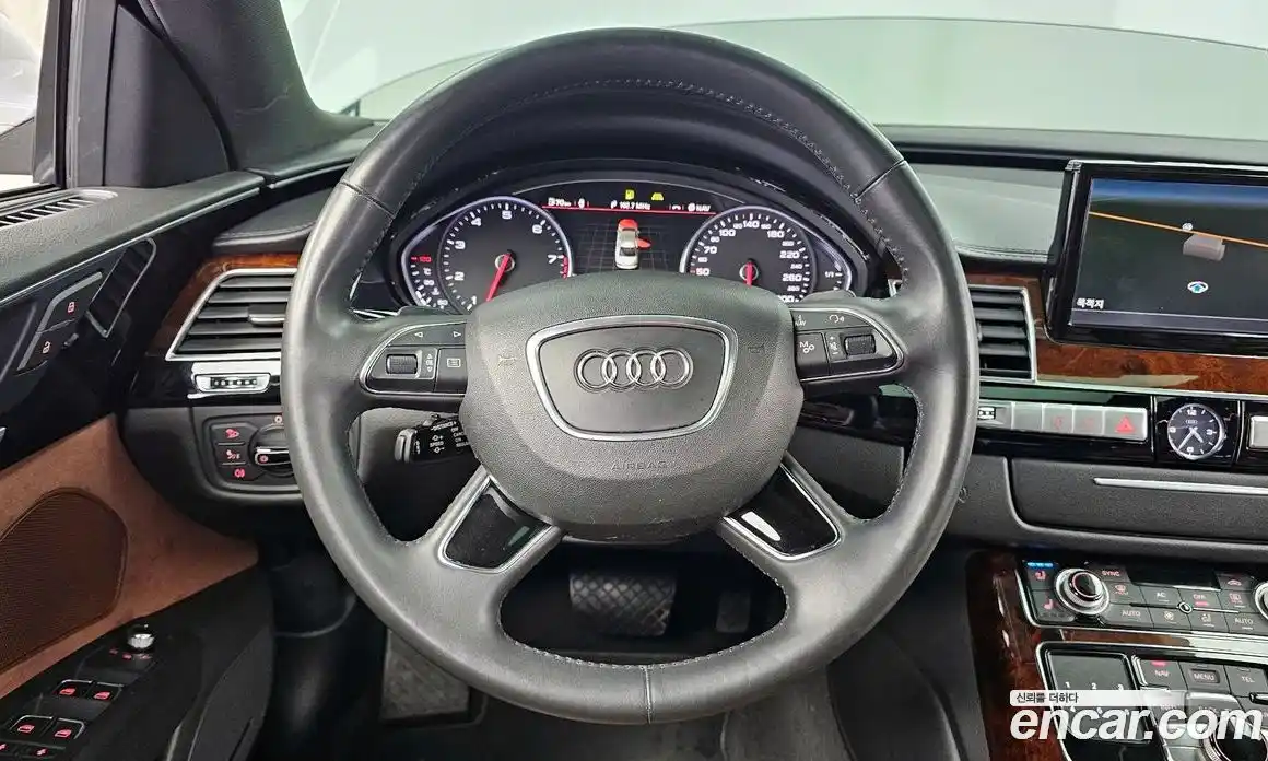 Audi A8 2012 4.2 гидро в Москве № 1148595, фото 13