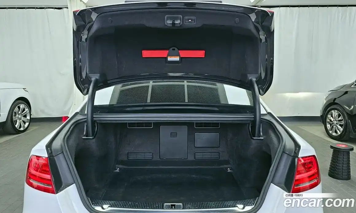 Audi A8 2012 4.2 гидро в Москве № 1148595, фото 20