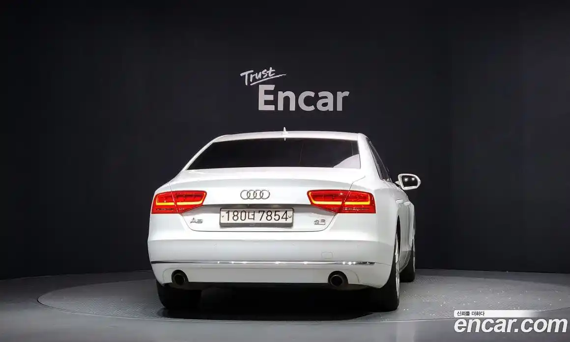 Audi A8 2012 4.2 гидро в Москве № 1148595, фото 4