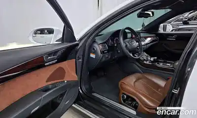 Audi A8 2012 4.2 гидро в Москве № 1148595, миниатюра 10