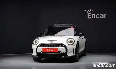 Mini Cooper 2023 2.0 гидро в Москве № 1149522, миниатюра 3