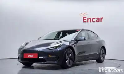 Tesla Model 3, 2022