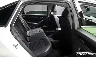 Volkswagen Passat 2014 1.8 гидро в Москве № 1151096, миниатюра 12