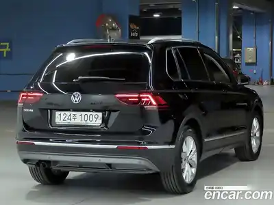 Volkswagen Tiguan 2020 2.0 гидро в Москве № 1151120, миниатюра 2