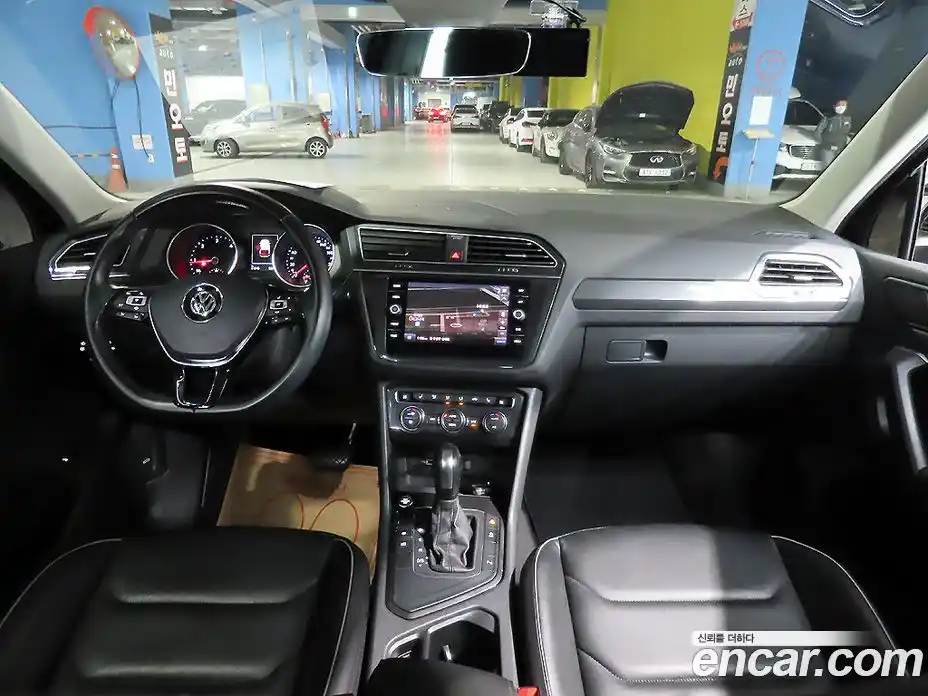 Volkswagen Tiguan 2020 2.0 гидро в Москве № 1151120, фото 7