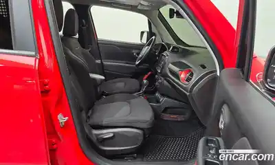Jeep Renegade 2018 2.0 гидро в Москве № 1151658, миниатюра 11