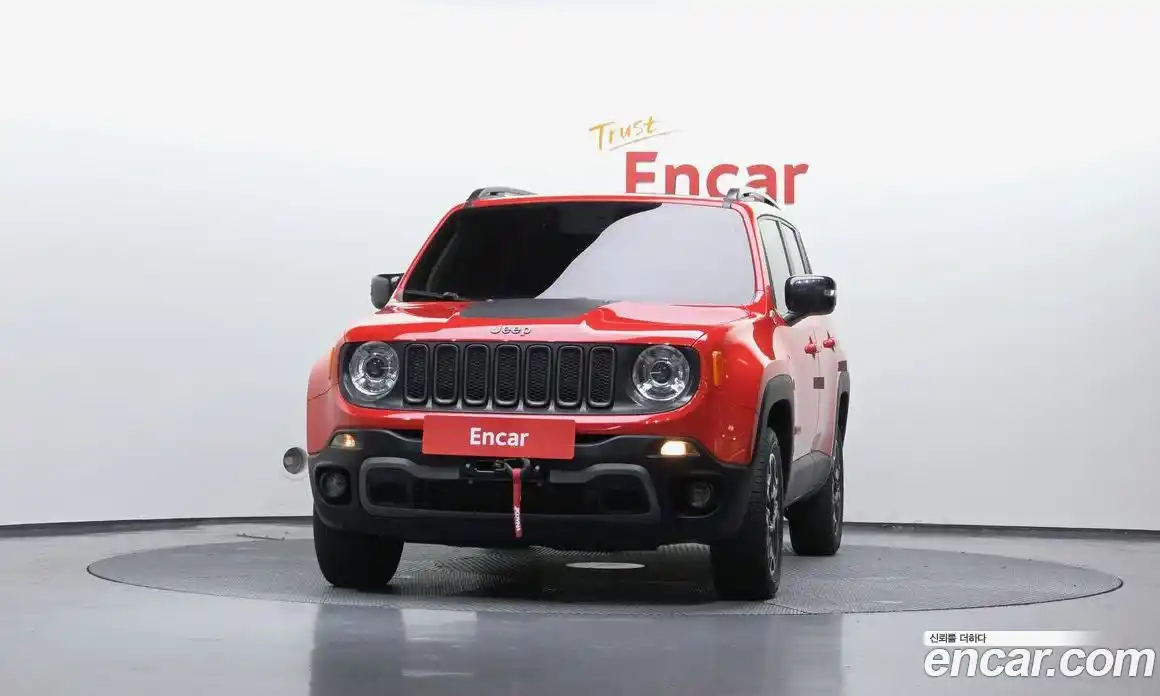Jeep Renegade 2018 2.0 гидро в Москве № 1151658, фото 3
