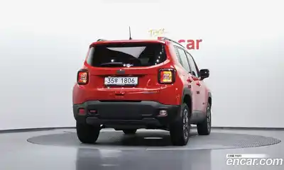 Jeep Renegade 2018 2.0 гидро в Москве № 1151658, миниатюра 4