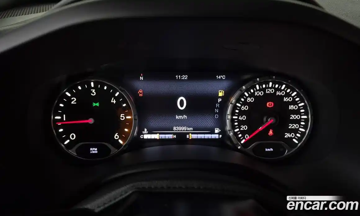 Jeep Renegade 2018 2.0 гидро в Москве № 1151658, фото 8