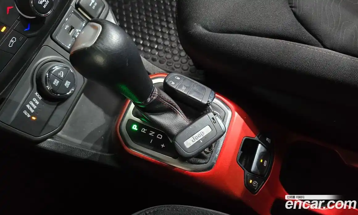 Jeep Renegade 2018 2.0 гидро в Москве № 1151658, фото 9