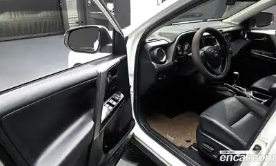 Toyota RAV4 2016 2.5 гидро в Москве № 1151731, миниатюра 12
