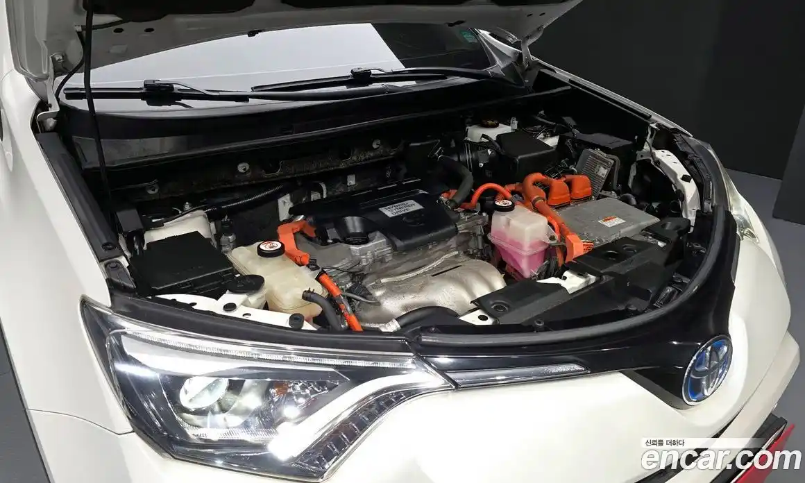 Toyota RAV4 2016 2.5 гидро в Москве № 1151731, фото 6