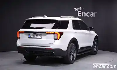 Ford Explorer, 2025