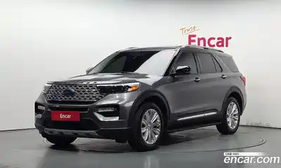 Ford Explorer, 2022