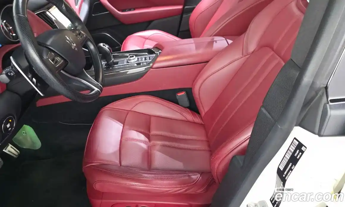 Maserati Levante 2018 3.0 гидро в Москве № 1152413, фото 9