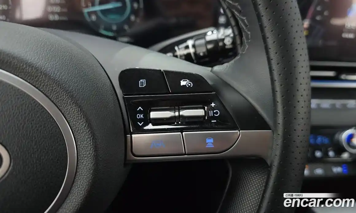 Hyundai Avante 2023 1.6 Автомат в Москве № 1154830, фото 19