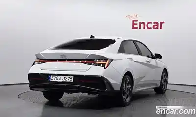 Hyundai Avante 2023 1.6 Автомат в Москве № 1154830, миниатюра 2