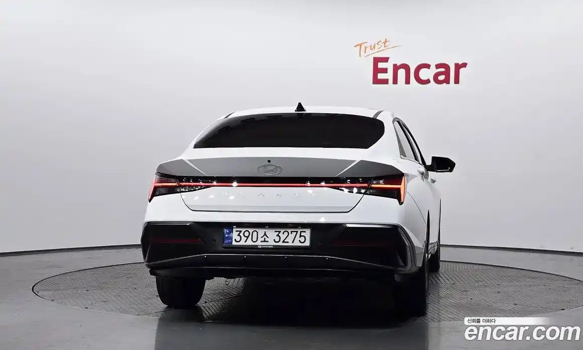 Hyundai Avante 2023 1.6 Автомат в Москве № 1154830, фото 4