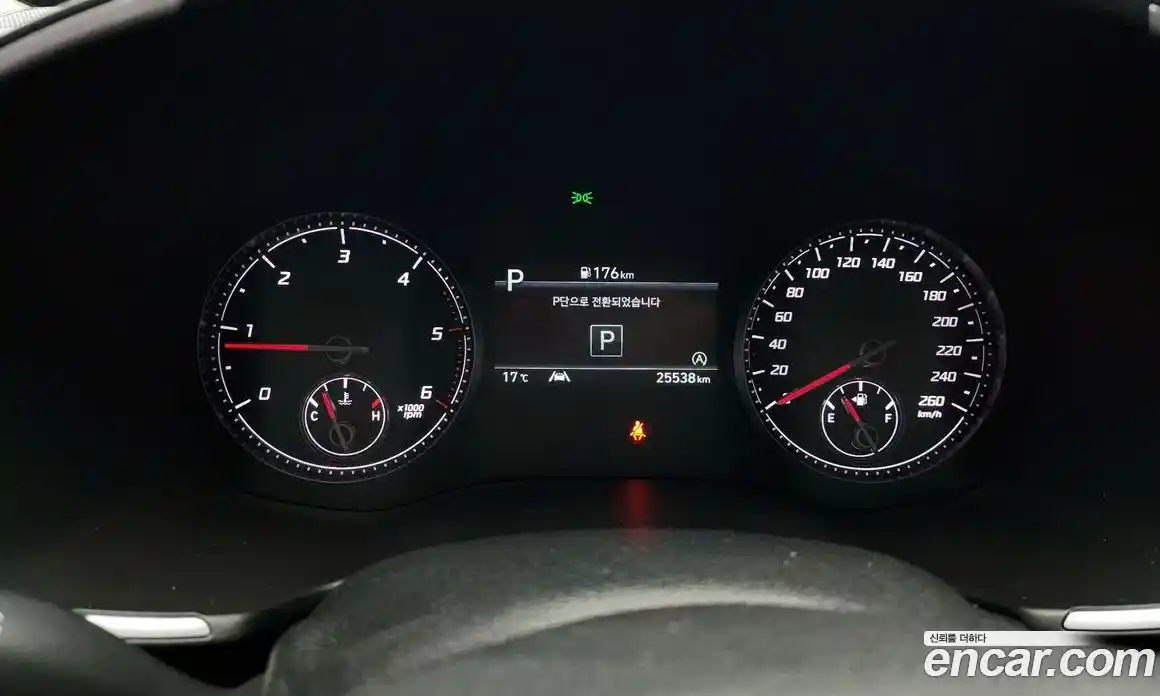 Hyundai Santa Fe 2022 2.2 Автомат в Москве № 1154997, фото 8