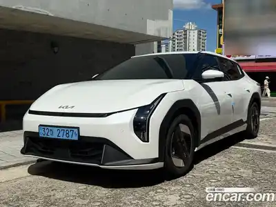 Kia EV4 2025 гидро в Москве № 123277, миниатюра 3