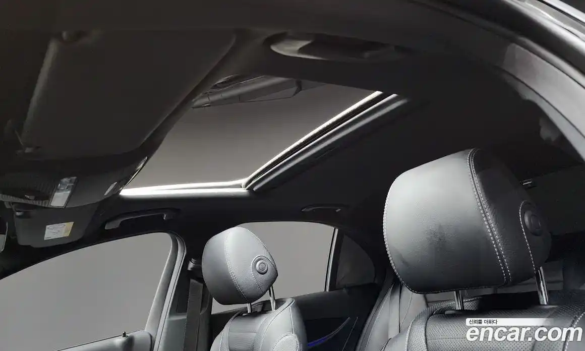 Mercedes-Benz E-Class 2023 2.0 гидро в Москве, фото 17