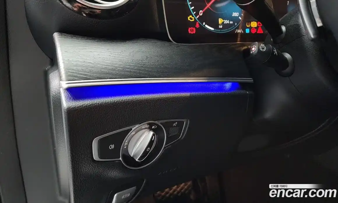 Mercedes-Benz E-Class 2023 2.0 гидро в Москве, фото 18