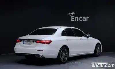 Mercedes-Benz E-Class 2023 2.0 гидро в Москве, миниатюра 2