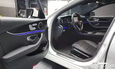 Mercedes-Benz E-Class 2023 2.0 гидро в Москве, миниатюра 10