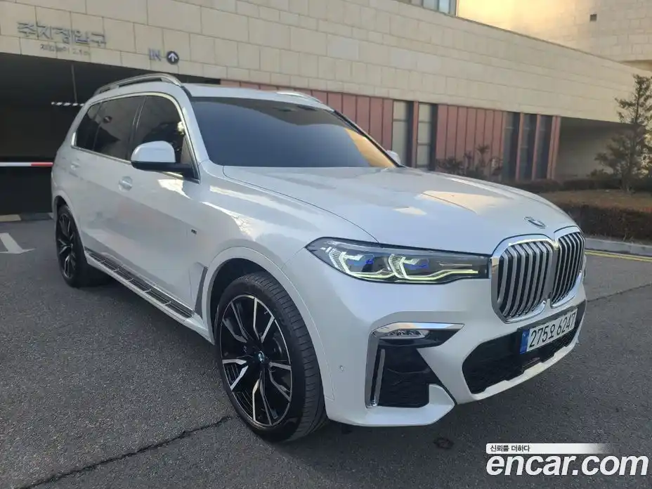 BMW X7 2022 3.0 гидро в Москве № 157538, фото 14