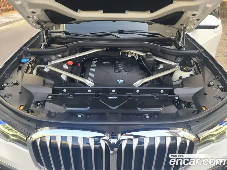 BMW X7 2022 3.0 гидро в Москве № 157538, фото 6