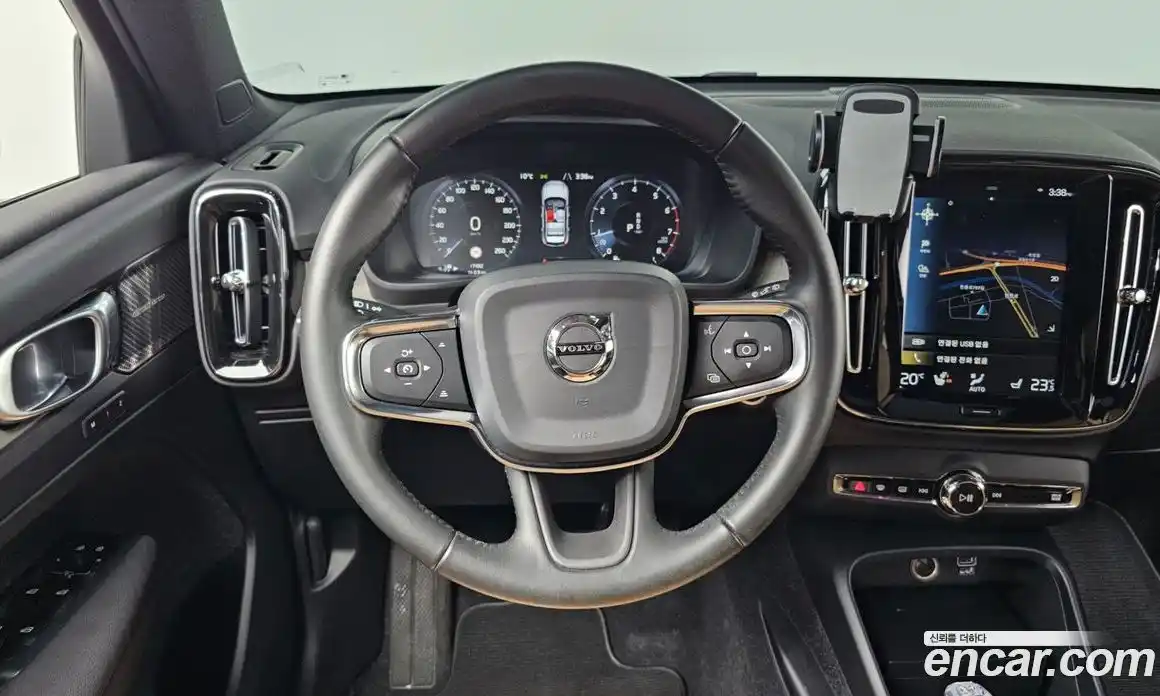 Volvo XC40 2019 2.0 гидро в Москве № 164268, фото 13