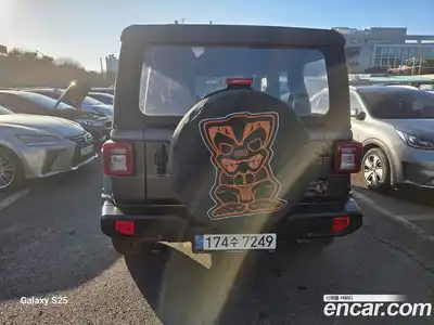 Jeep Wrangler 2021 2.0 гидро в Москве № 170014, миниатюра 3
