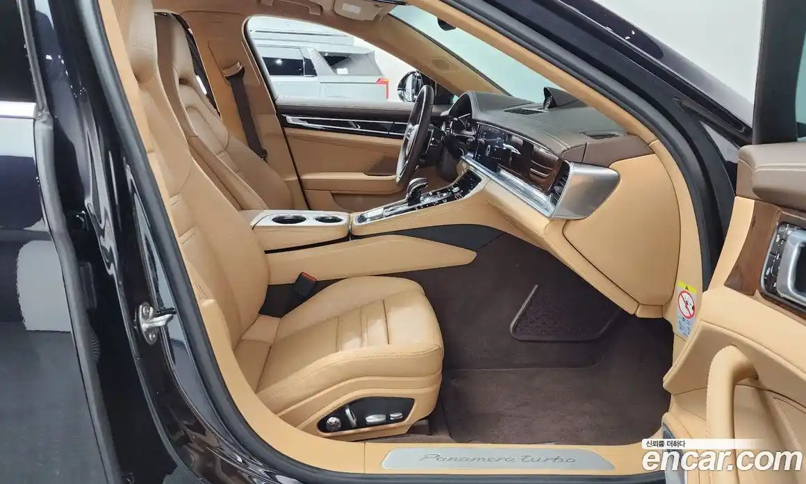 Porsche Panamera 2018 4.0 гидро в Москве № 197595, фото 11