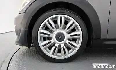 Mini Coupe 2011 1.6 гидро в Москве № 198425, миниатюра 5