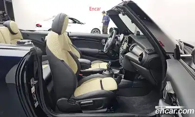Mini Cooper Convertible 2024 2.0 гидро в Москве № 204649, миниатюра 11
