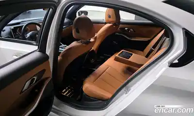 BMW 3-Series 2023 2.0 гидро в Москве № 211012, миниатюра 11