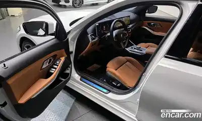 BMW 3-Series 2023 2.0 гидро в Москве № 211012, миниатюра 10