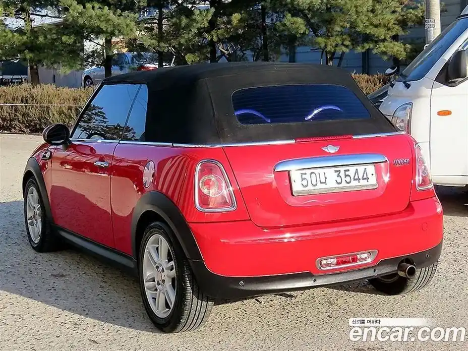 Mini Cooper Convertible 2014 1.6 гидро в Москве № 214440, фото 3